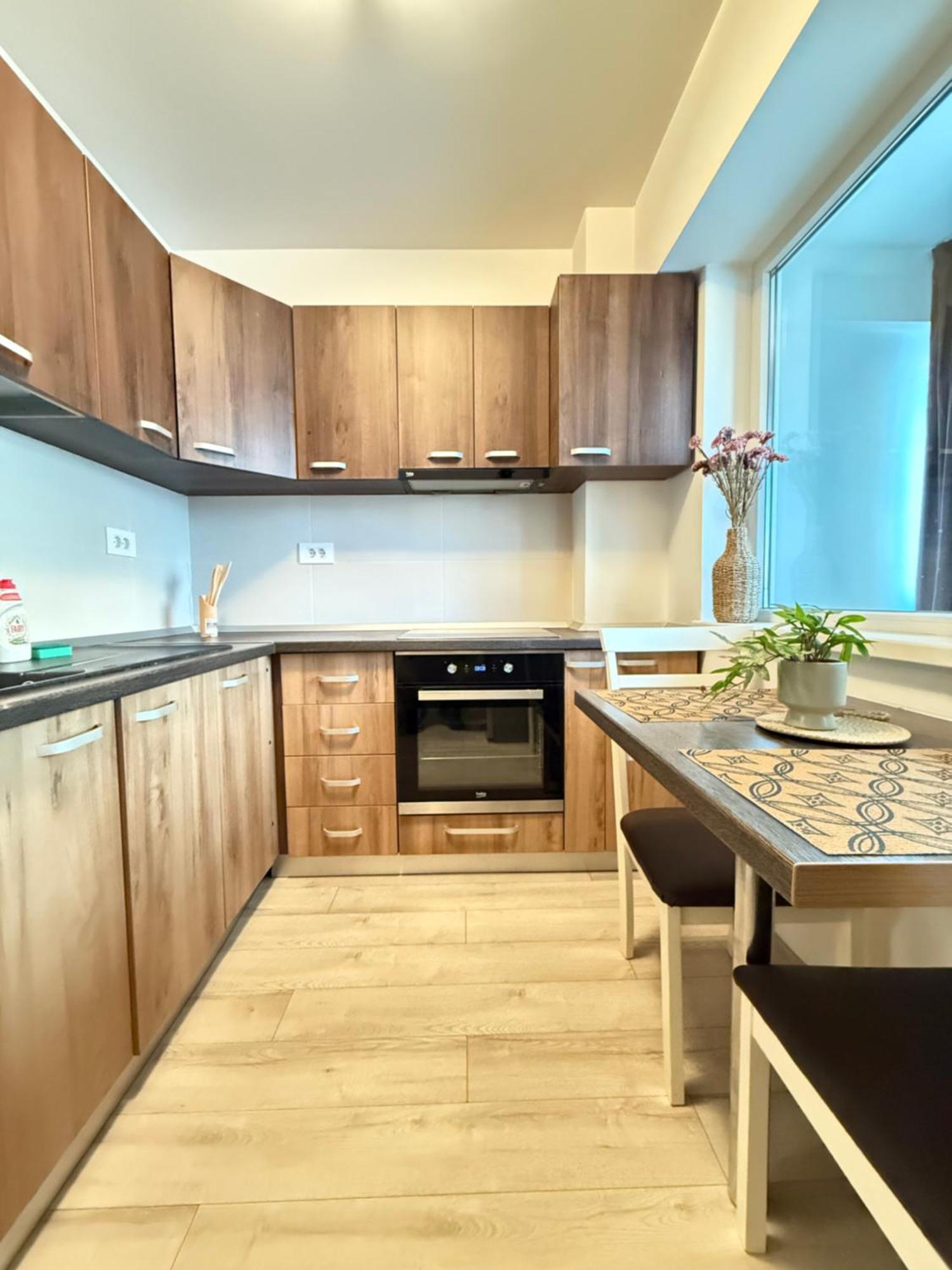 Smart Stay Studio With Free Parking Yaş Dış mekan fotoğraf